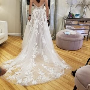 Allure romance wedding dress